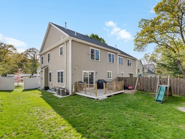 Photo - 22 Wellesley Ave