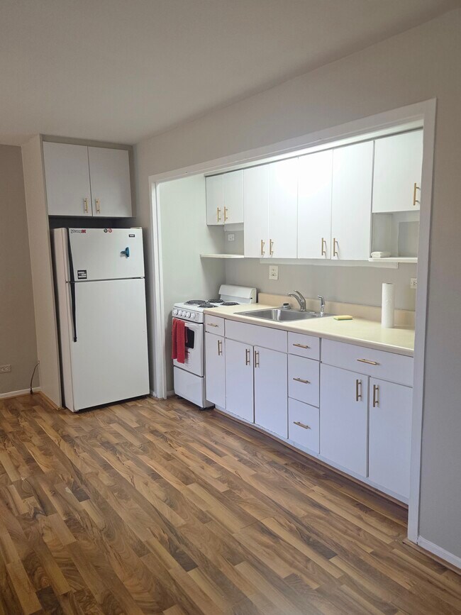 Photo - 3100 N Lake Shore Dr Unit 212