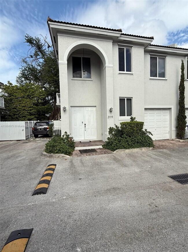 Photo - 3119 NW 11th St