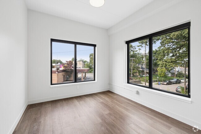 2BR, 2BA - 830SF - Primary Bedroom