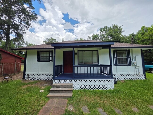 Building Photo - 18891 Ferne Dr