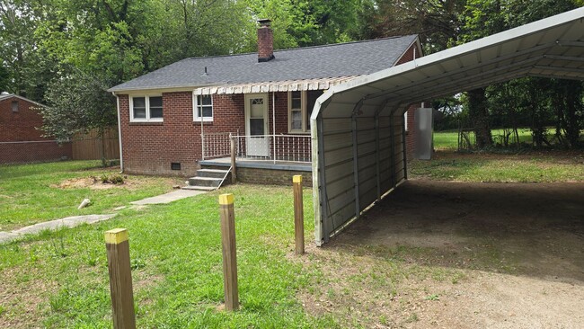 Photo - Southeast Columbia