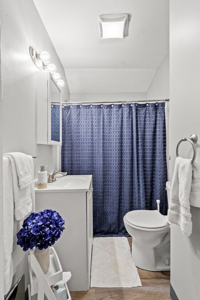 Photo - Sensational 2 bedroom home in Beechview available May 1!