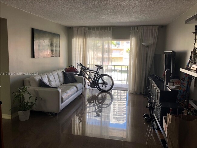 Photo - 3531 NE 170th St Unit 204