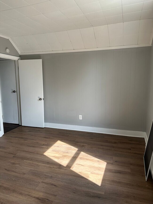 Photo - 214 S 16th St Unidad 214 1/2 S 16th st