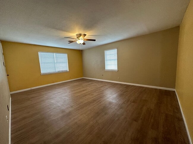 Photo - Charming 3/2 Home