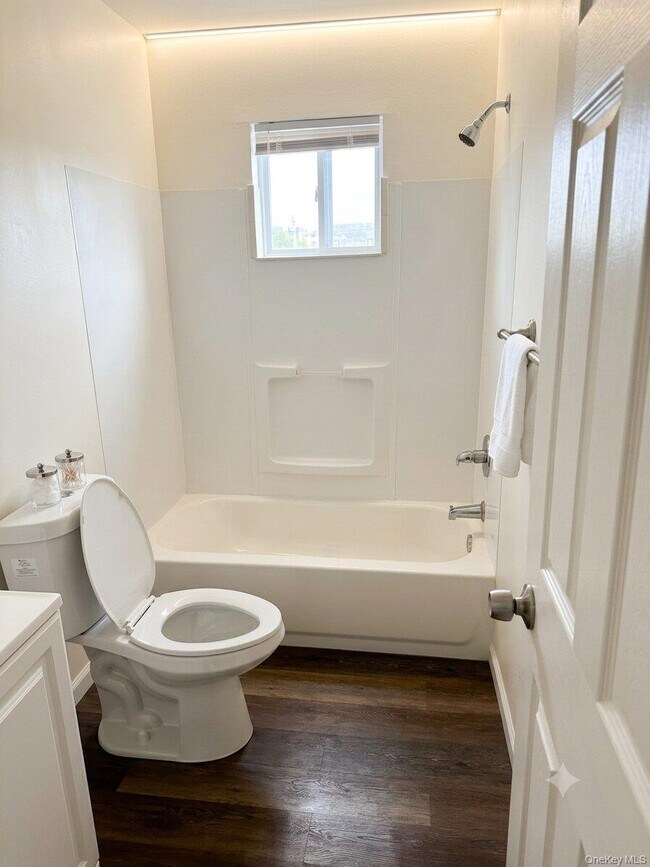 6270 Rte 209 Unit B