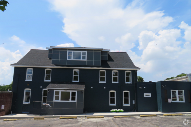Building Photo - 5508 Belair Rd Unit 104 Rental