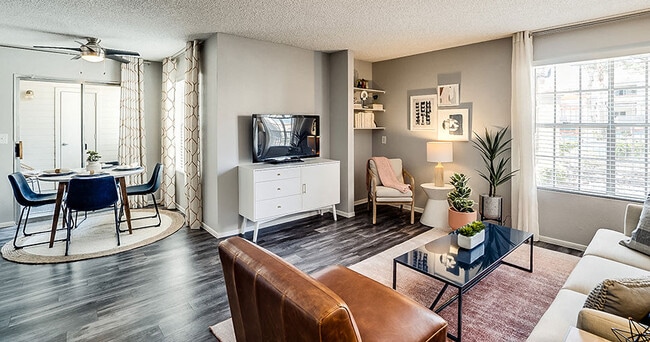 Photo - Bella Solara Apartment Homes
