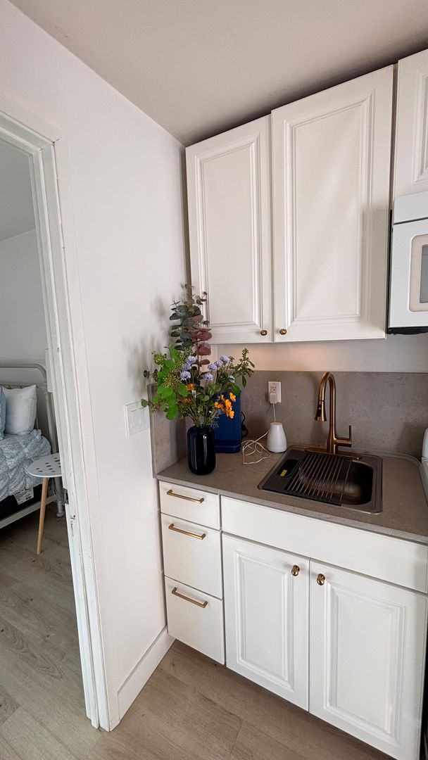 Photo - Charming 1 bed/1 bath ADU Studio in Upper Seaside