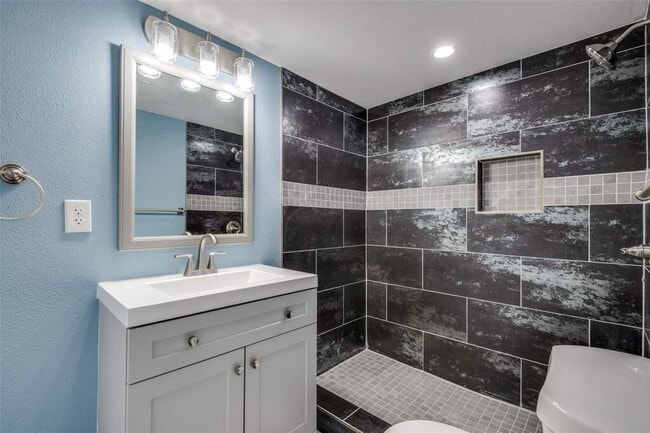 Photo - 1701 Merrywood Way