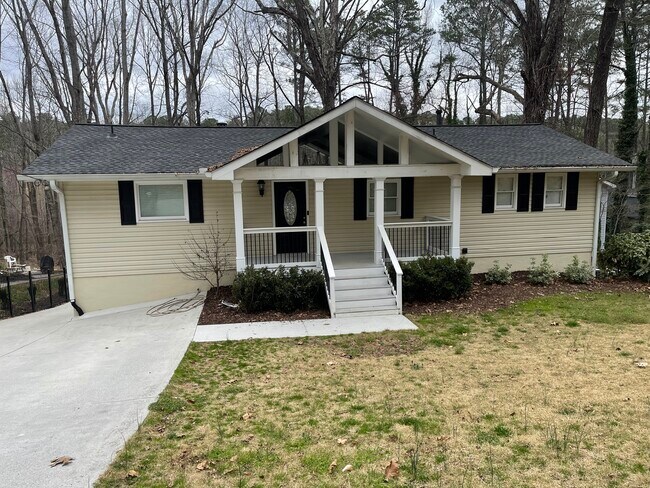 Photo - 785 Timber Lake Trail House