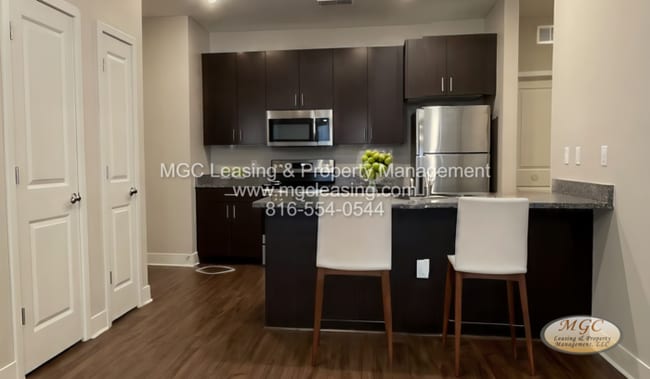 Photo - 2 Bedroom Luxury Apartment in the Northland of KCMO