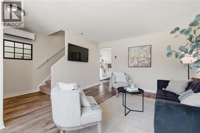 Photo - 283 Cole Rd