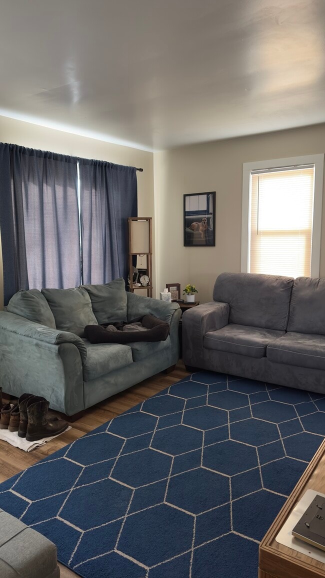 Photo - 4511 Madison Ave SE