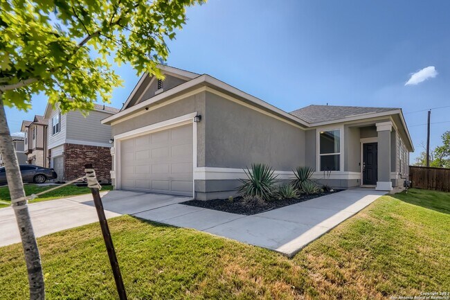 Photo - 5237 Nature Path