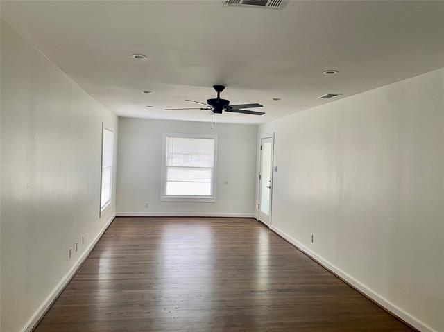 Photo - 425 Bondstone Dr