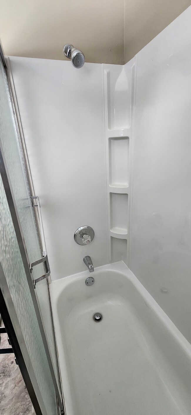 Photo - 2407 Roxbury Rd