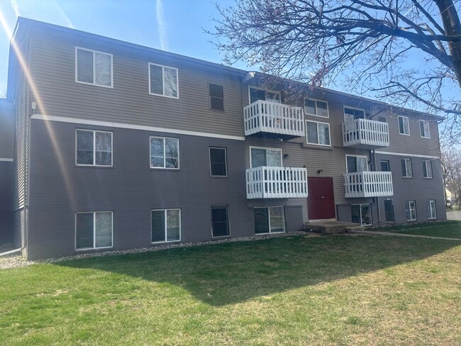 Building Photo - 157 Canfield St Unit 1