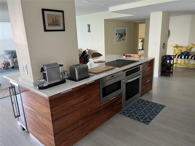 Photo - 2425 Gulf of Mexico Dr Unit 11F