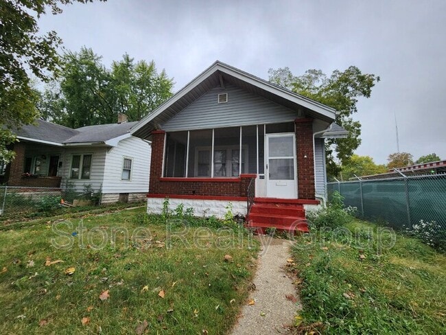 Building Photo - 821 S 10th St