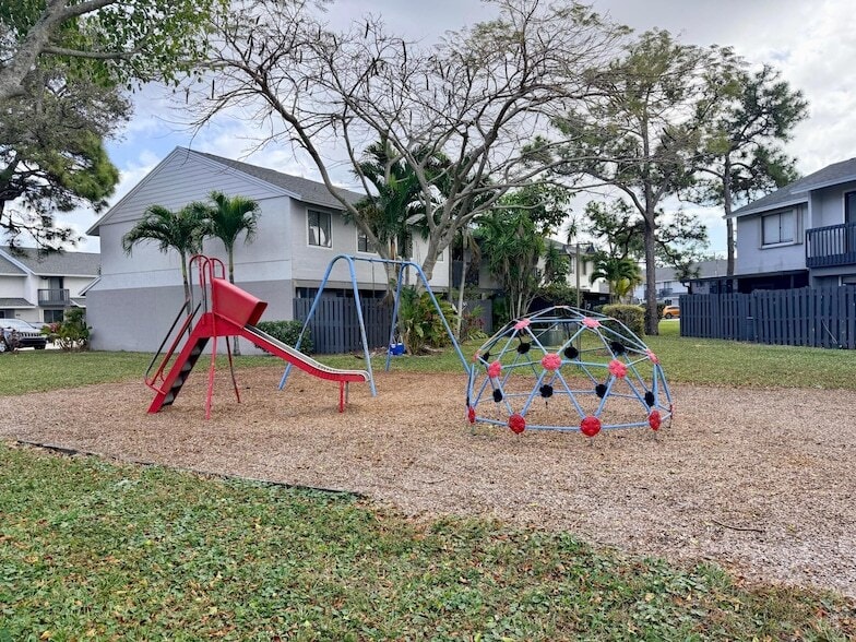 Photo - 2305 Seaside Dr