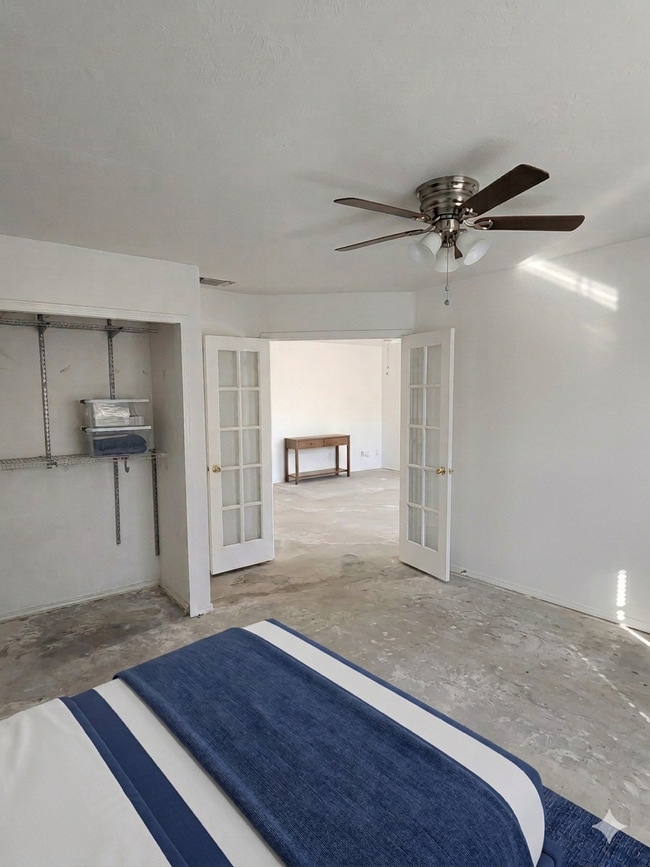 Building Photo - 2448 Sunflower Dr