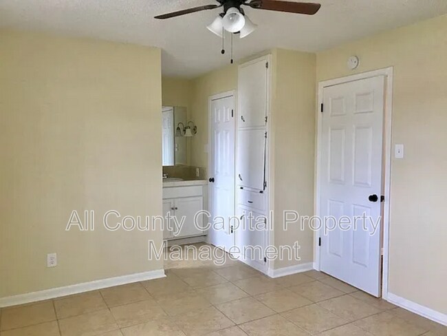 Photo - 1206 Bundrant Dr Unit 12