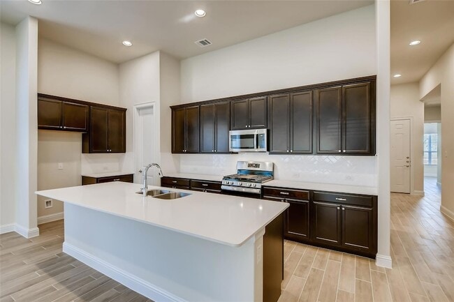 Photo - 601 C-Bar Ranch Trl