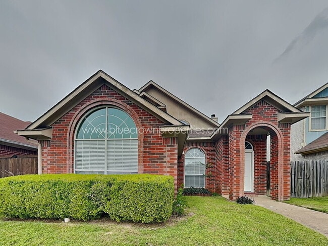 Building Photo - 1409 Post Oak Dr