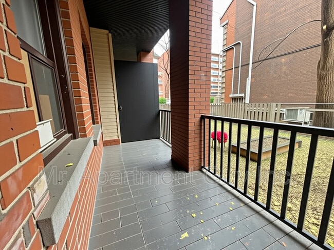 Photo - 44 Victoria Ave S Unité 104