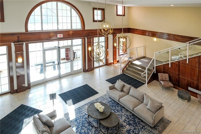 Photo - 10 Byron Pl Unidad PH 814