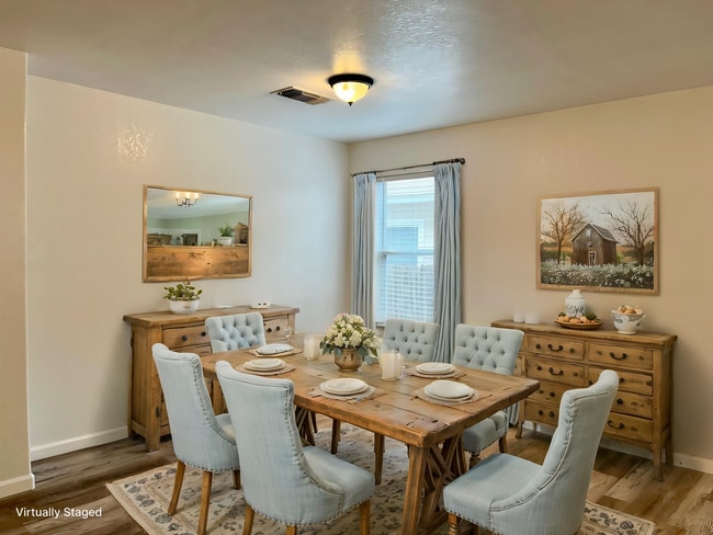 Photo - Large 4 bedroom/2.5 bath conveniently located to Lackland AFB! Move-in Ready!