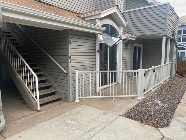 Front of building entrance - 18404 E Kepner Pl Condo Unit 101