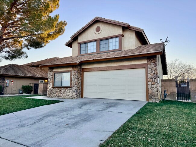 Photo - 43241 32nd St W