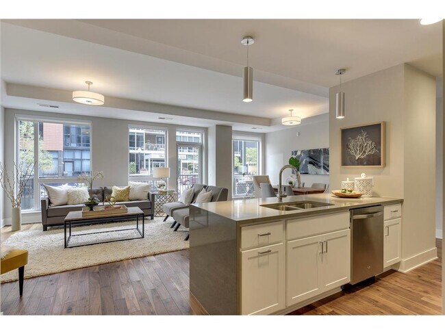 Photo - 212 10th Ave S Unidad 104