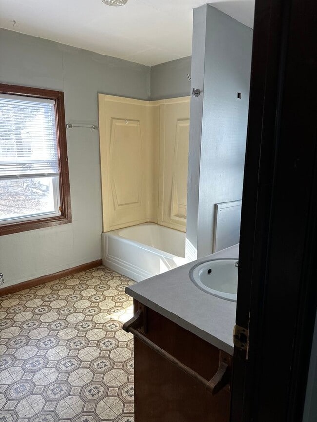 Photo - 916 Evergreen Ave