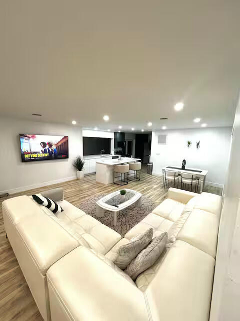 Photo - 739 SE 12th Ave