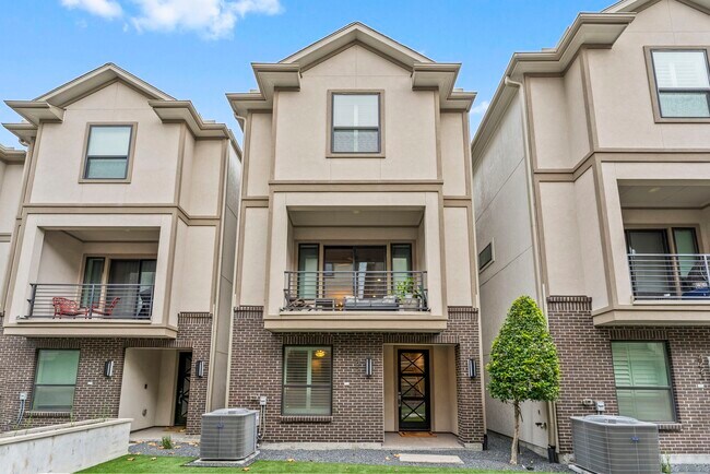 Photo - 4227 Allen St