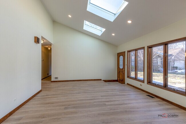 Photo - 2450 Chas Dr