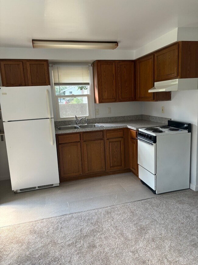 Photo - 3707 Burchfield Dr