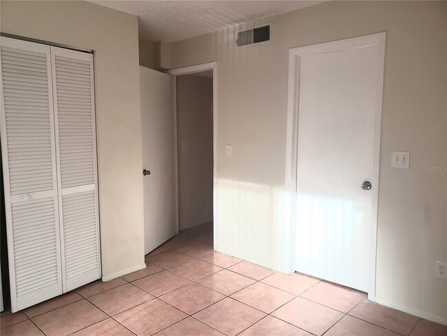 Photo - 7100 Waterside Dr