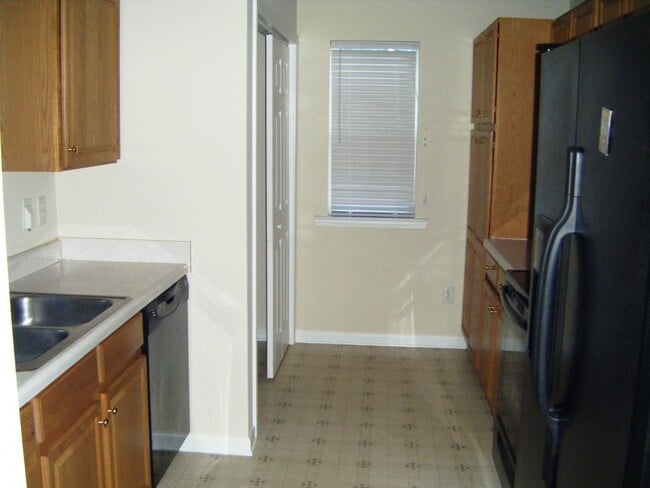 Photo - 1235 Helms Rd