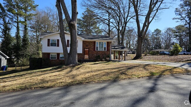 Building Photo - 1883 Chisholm Ct Rental