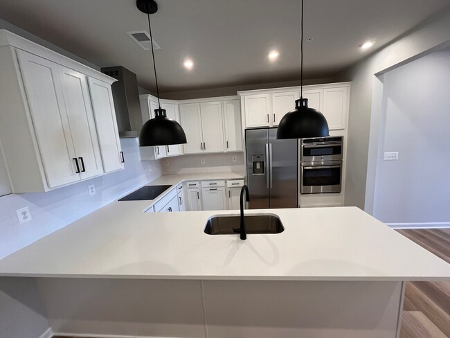 Photo - 638 Brookwood Glen Terrace