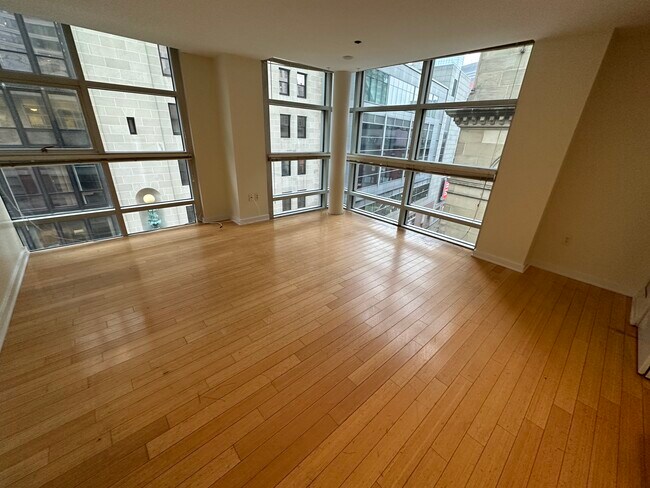Photo - 32 Boylston St
