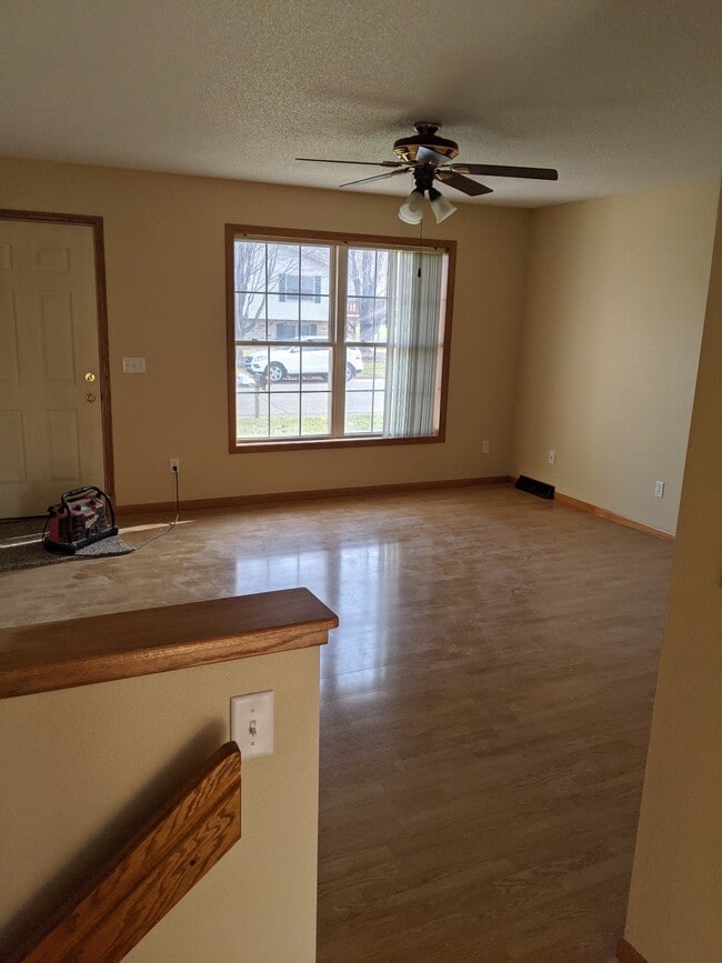 Photo - 3206 S Cedar Ave