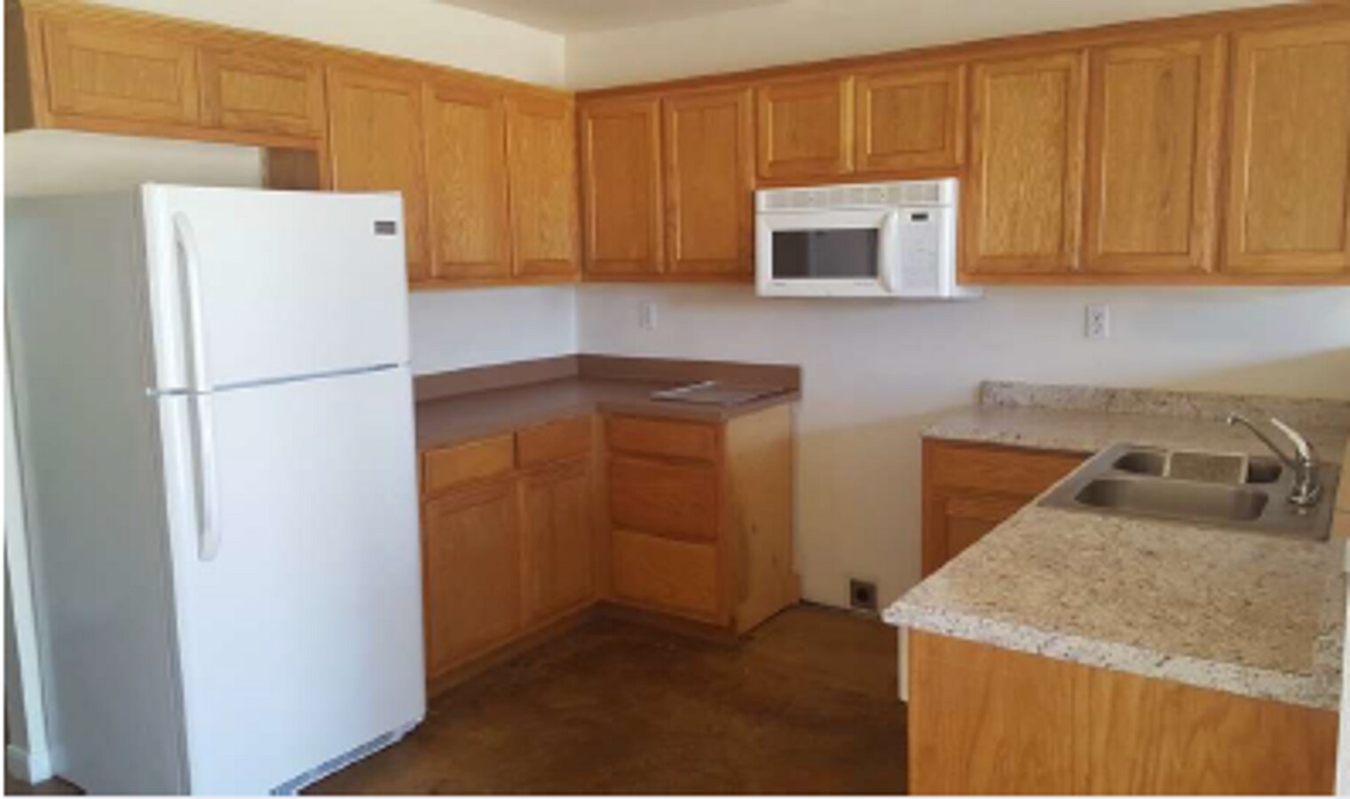 Photo - KINGSLAND APARTMENTS ON DILLEY STREET Unidad 2 Bed, 1 Bath