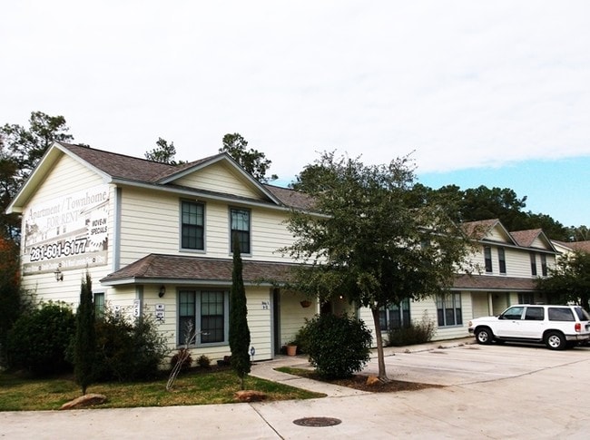 Building Photo - Gilbert House Townhomes
