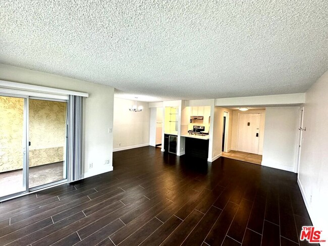 Photo - 5600 Kensington Way Condo Unit 309